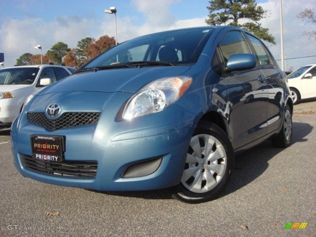 2009 Yaris 5 Door Liftback - Bayou Blue Pearl / Dark Charcoal photo #1