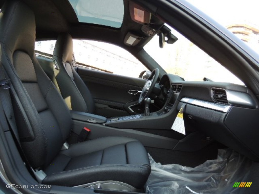 Black Interior 2013 Porsche 911 Carrera Coupe Photo #73885172