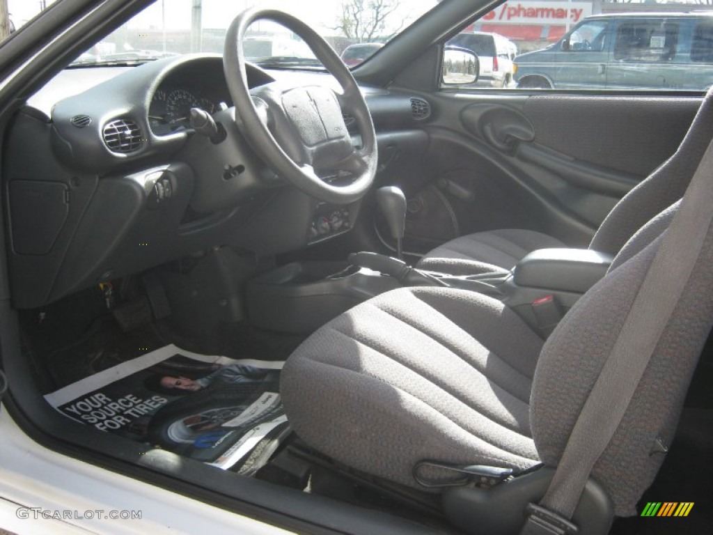 2002 Sunfire SE Coupe - Arctic White / Graphite photo #5