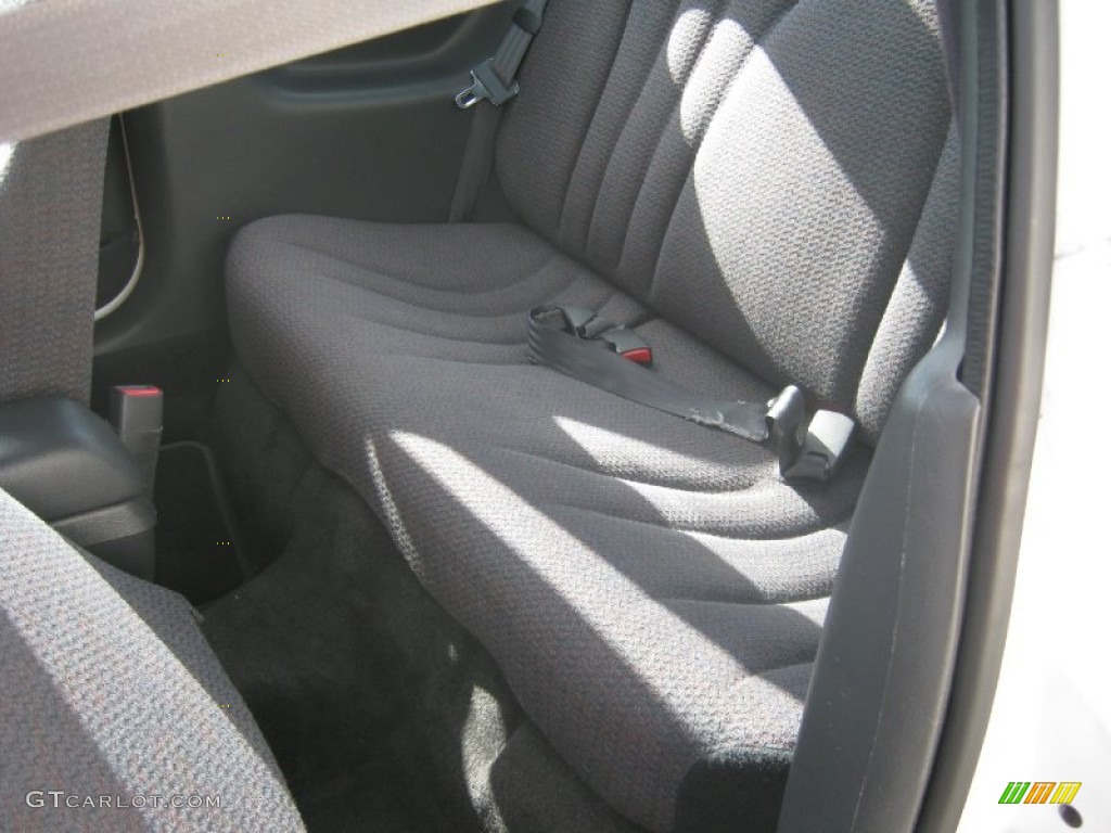 2002 Sunfire SE Coupe - Arctic White / Graphite photo #7