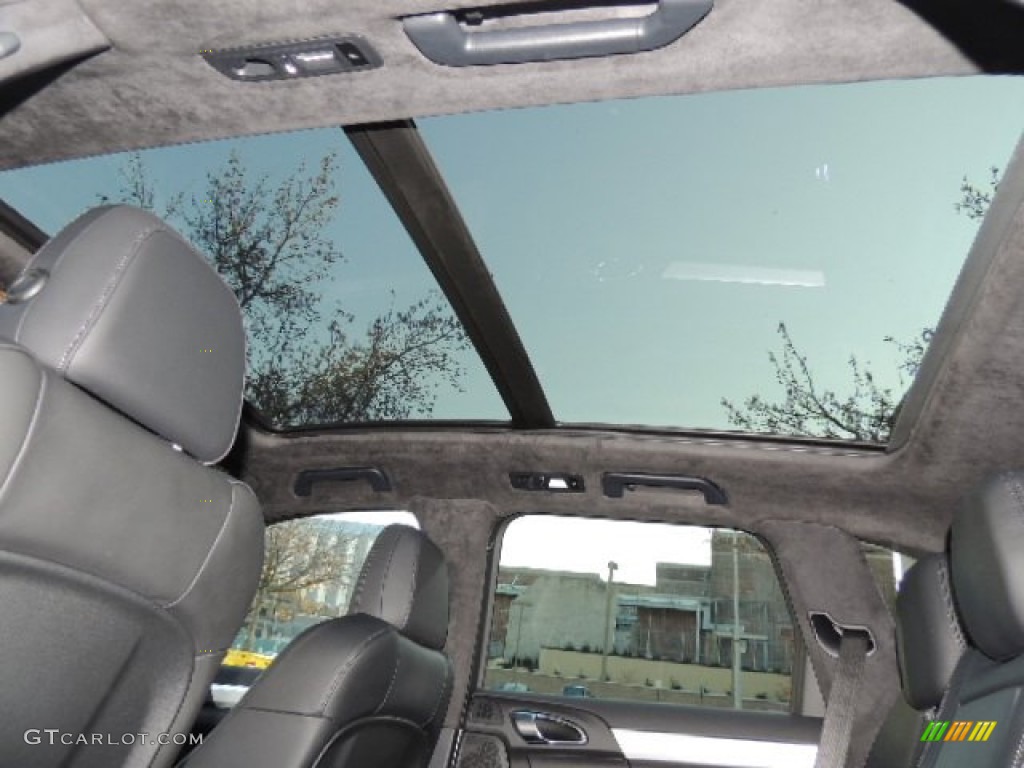 2013 Porsche Cayenne GTS Sunroof Photo #73885574