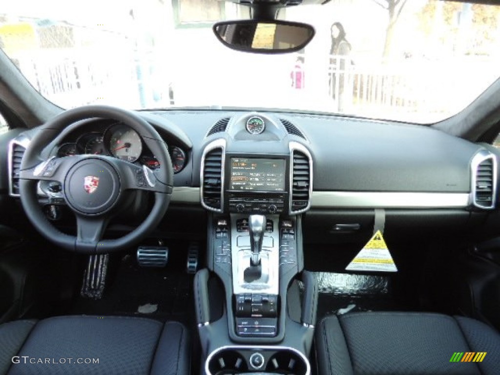 2013 Porsche Cayenne GTS Black Dashboard Photo #73885589