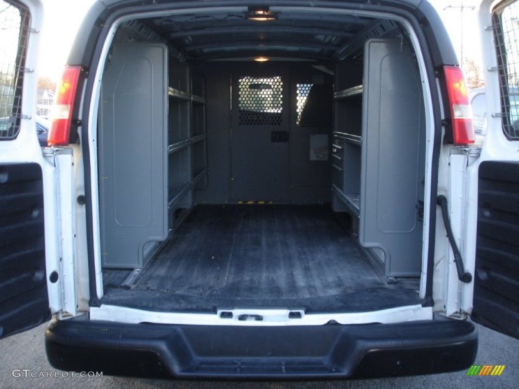 2009 GMC Savana Van 2500 Cargo Interior Color Photos