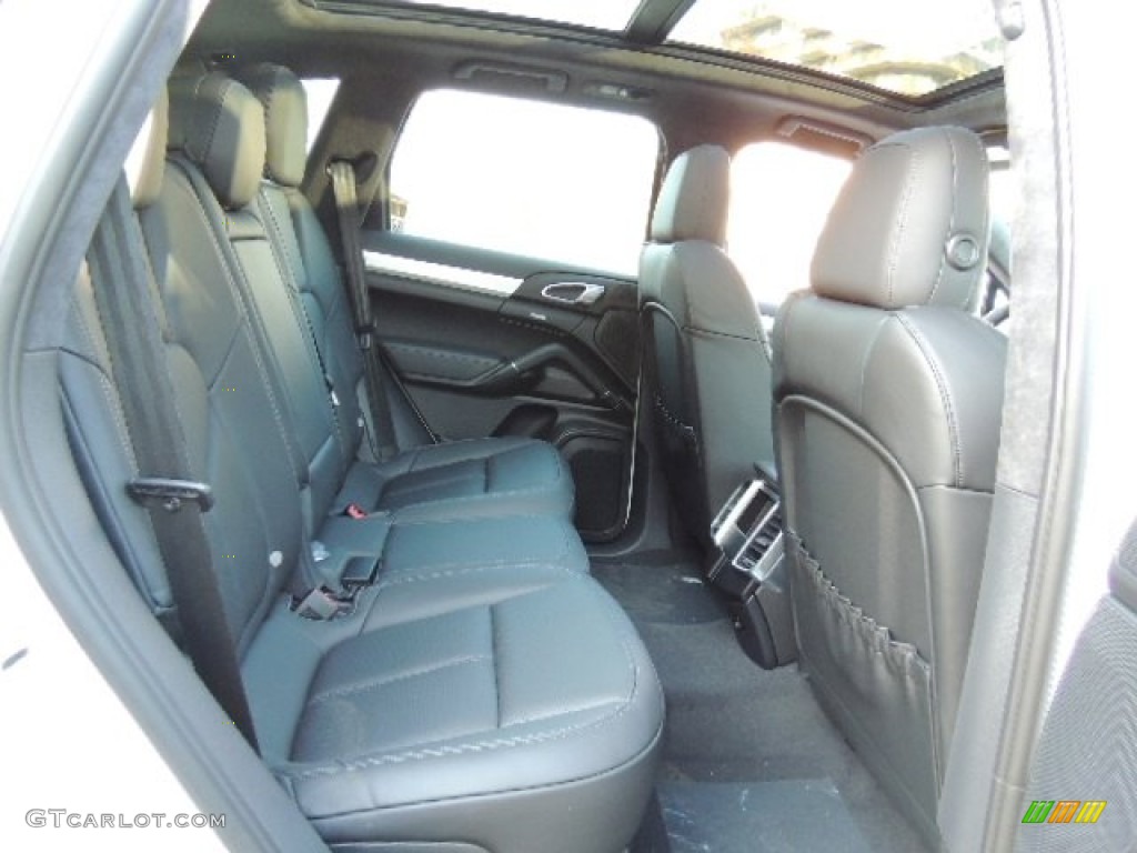 Black Interior 2013 Porsche Cayenne GTS Photo #73885868
