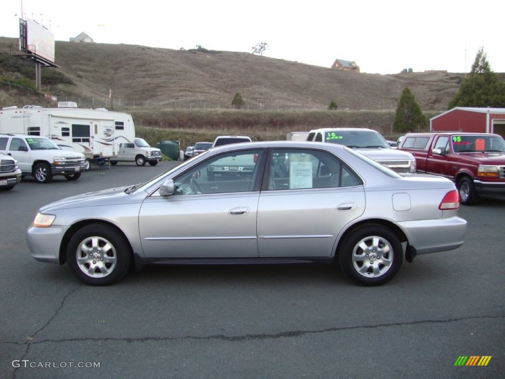 2002 Accord LX Sedan - Satin Silver Metallic / Quartz Gray photo #4