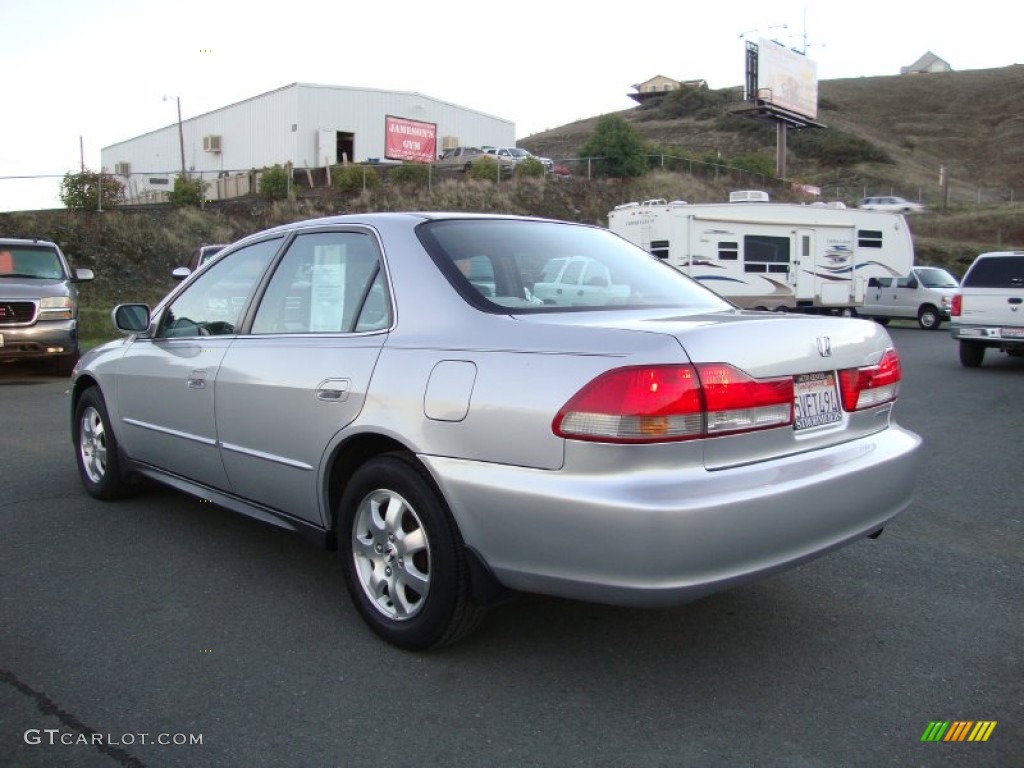 2002 Accord LX Sedan - Satin Silver Metallic / Quartz Gray photo #5