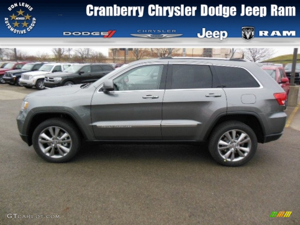 2013 Grand Cherokee Laredo 4x4 - Mineral Gray Metallic / Black photo #1