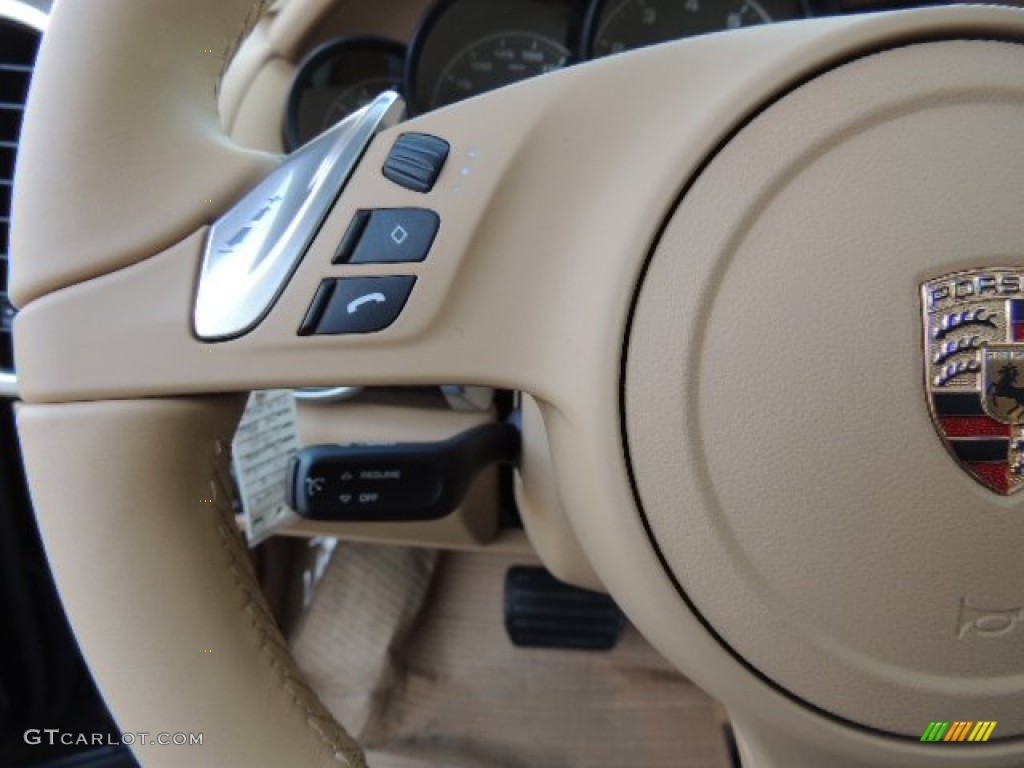 2013 Porsche Cayenne Standard Cayenne Model Controls Photo #73886341