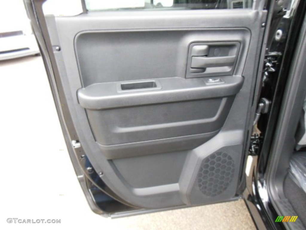 2013 Ram 1500 Express Quad Cab 4x4 Door Panel Photos