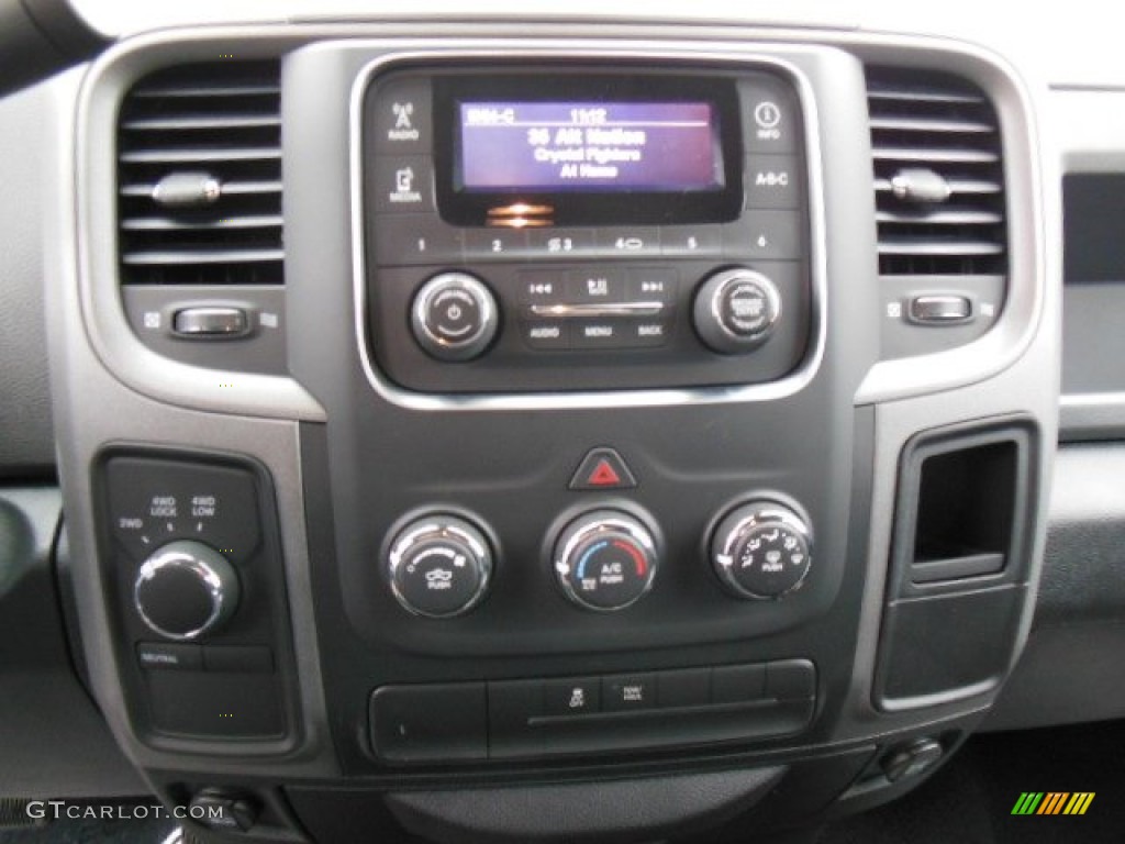 2013 Ram 1500 Express Quad Cab 4x4 Controls Photo #73887328