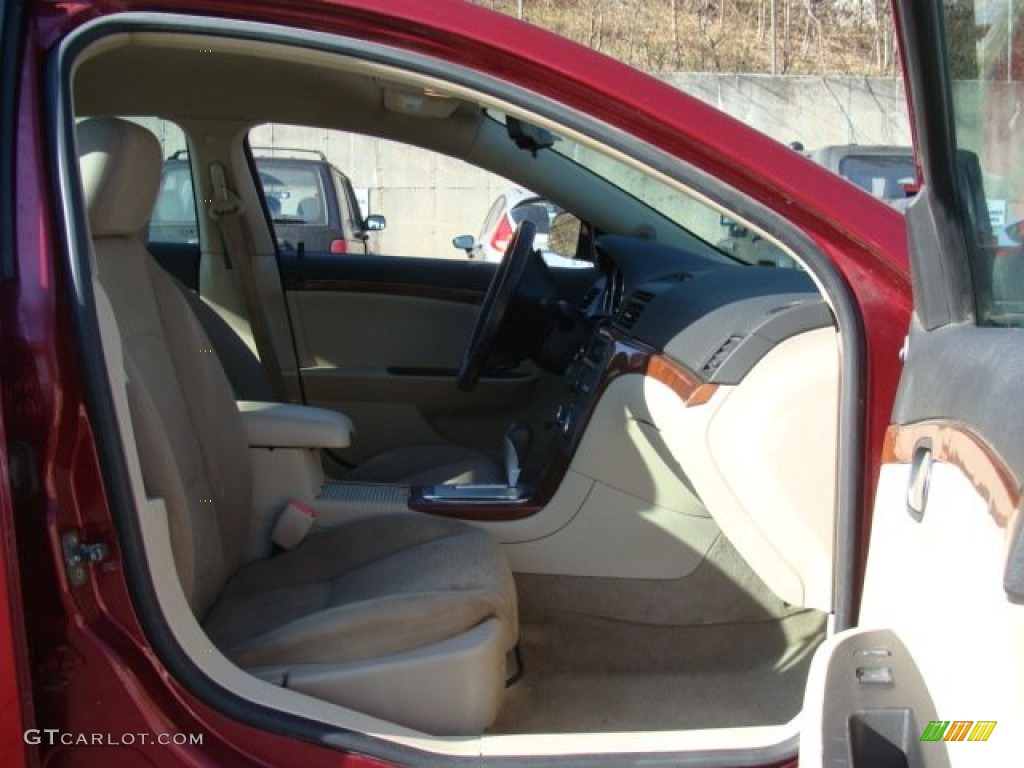 2009 Aura XE - Red Jewel Tintcoat / Tan photo #23
