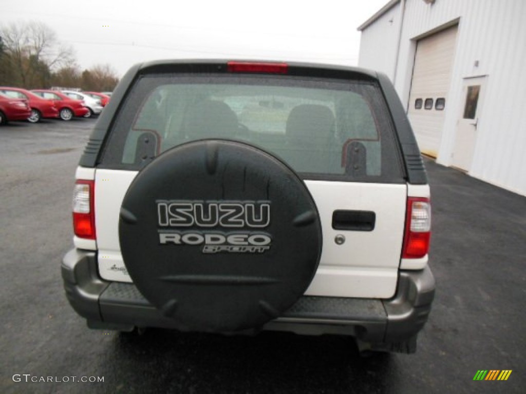 2002 Rodeo Sport S Hard Top 4WD - Alpine White / Gray photo #6