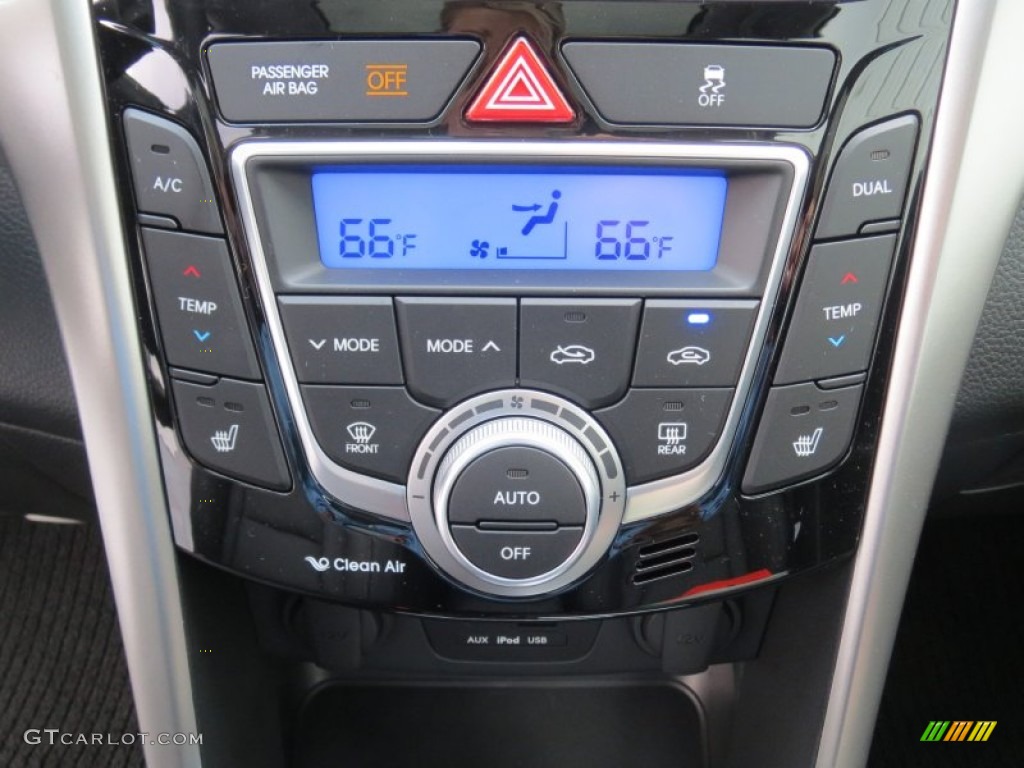 2013 Elantra GT - Shimmering Air Silver / Black photo #27