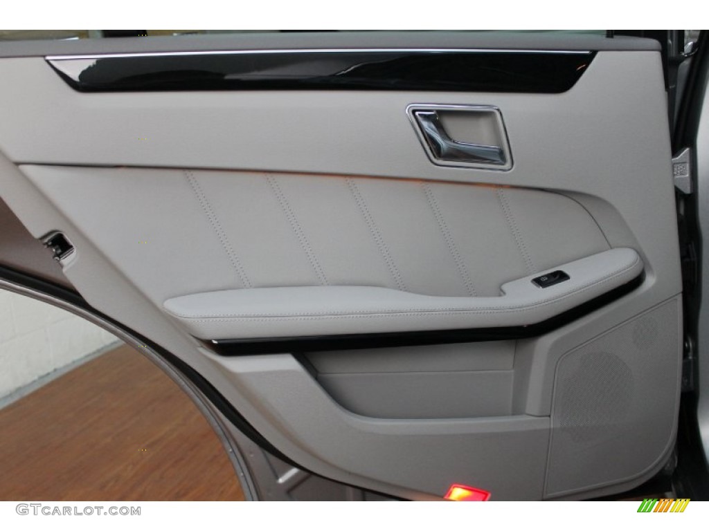 2010 Mercedes-Benz E 63 AMG Sedan Ash Gray Door Panel Photo #73889366