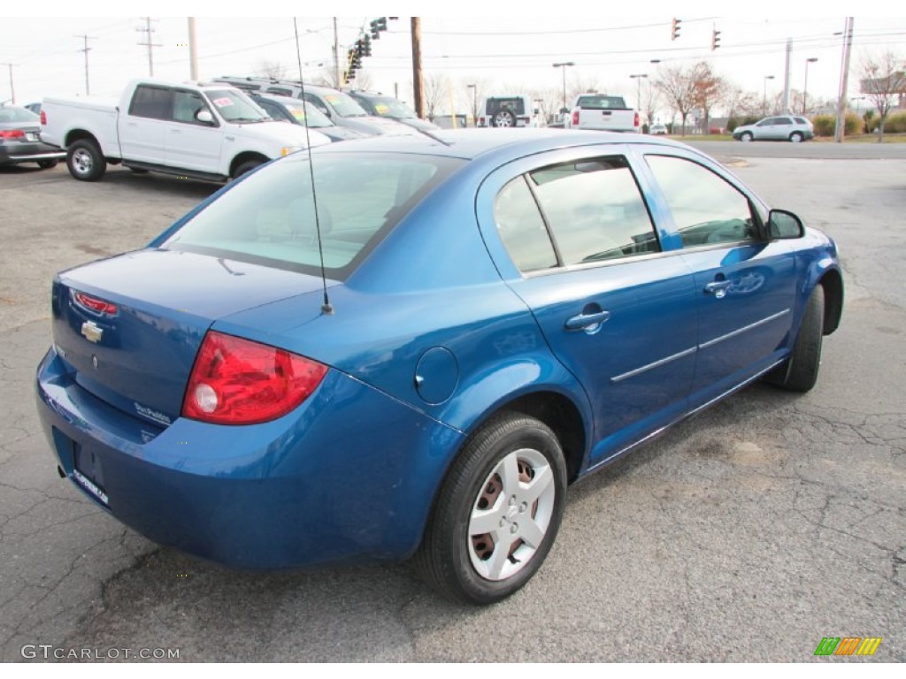 2005 Cobalt Sedan - Arrival Blue Metallic / Gray photo #6