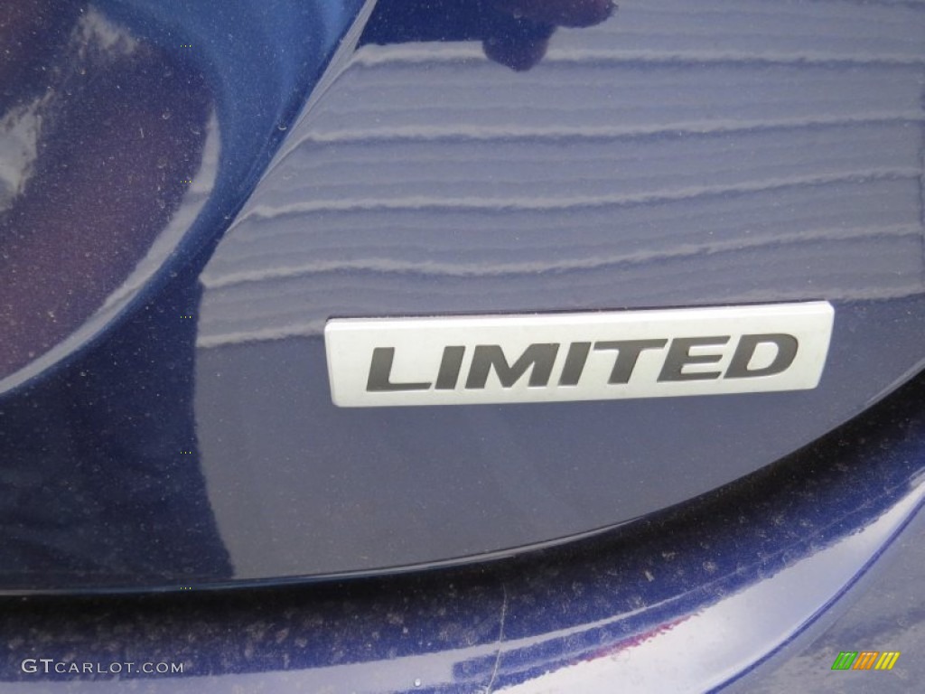 2013 Elantra Limited - Indigo Night / Beige photo #14