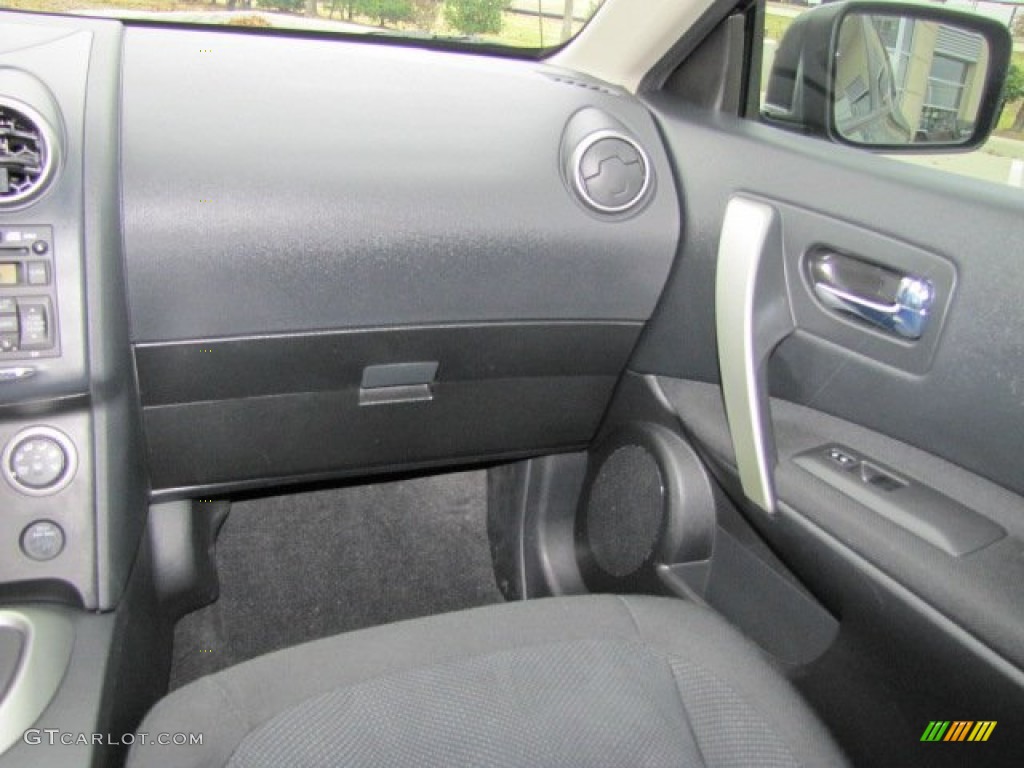 2011 Rogue S - Wicked Black / Black photo #23