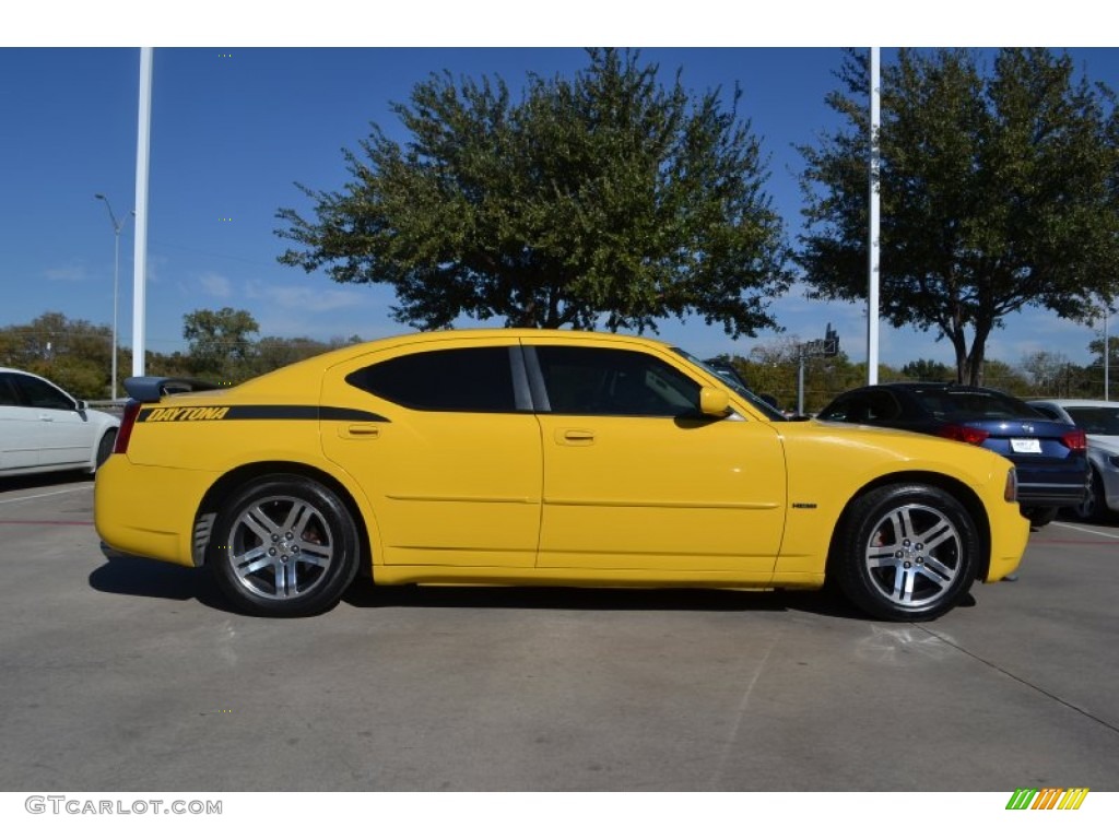 Top Banana Yellow 2006 Dodge Charger R/T Daytona Exterior Photo #73892186