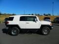 Iceberg White - FJ Cruiser 4WD Photo No. 2