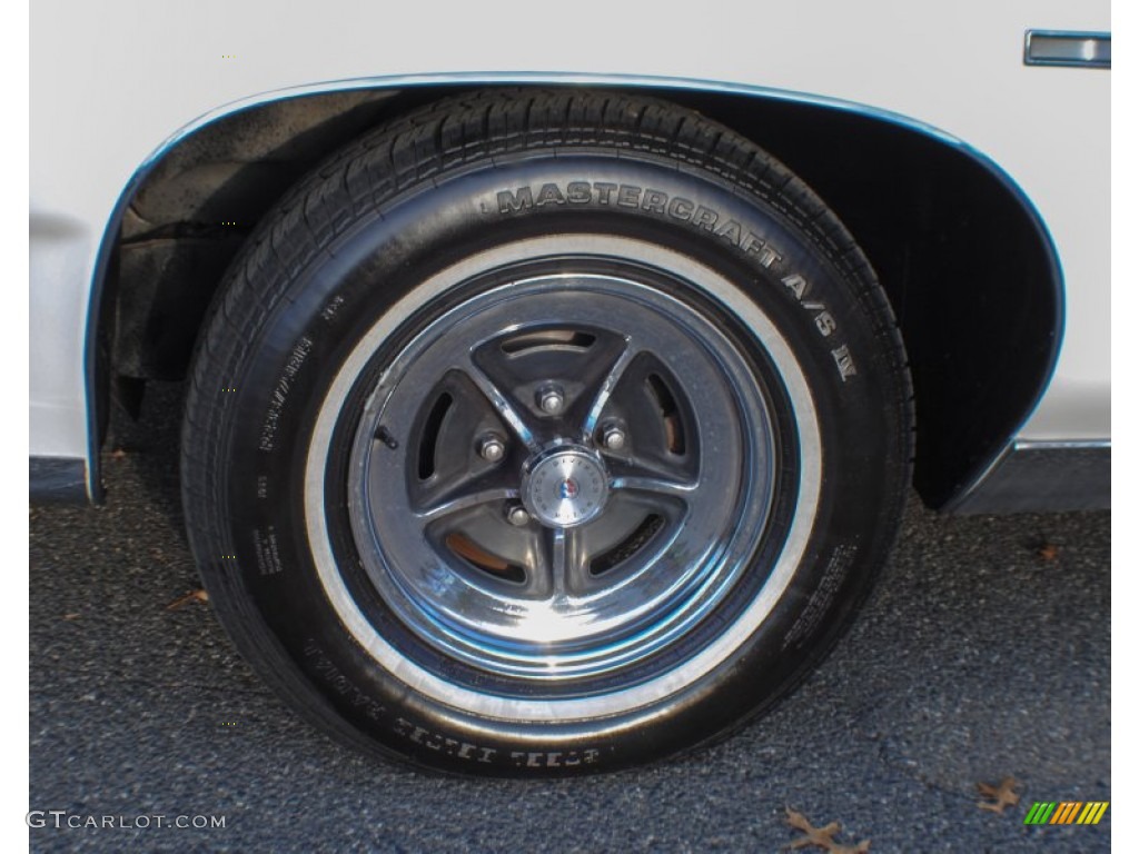 1975 Buick LeSabre Custom 4 Door Sedan Wheel Photo #73896388