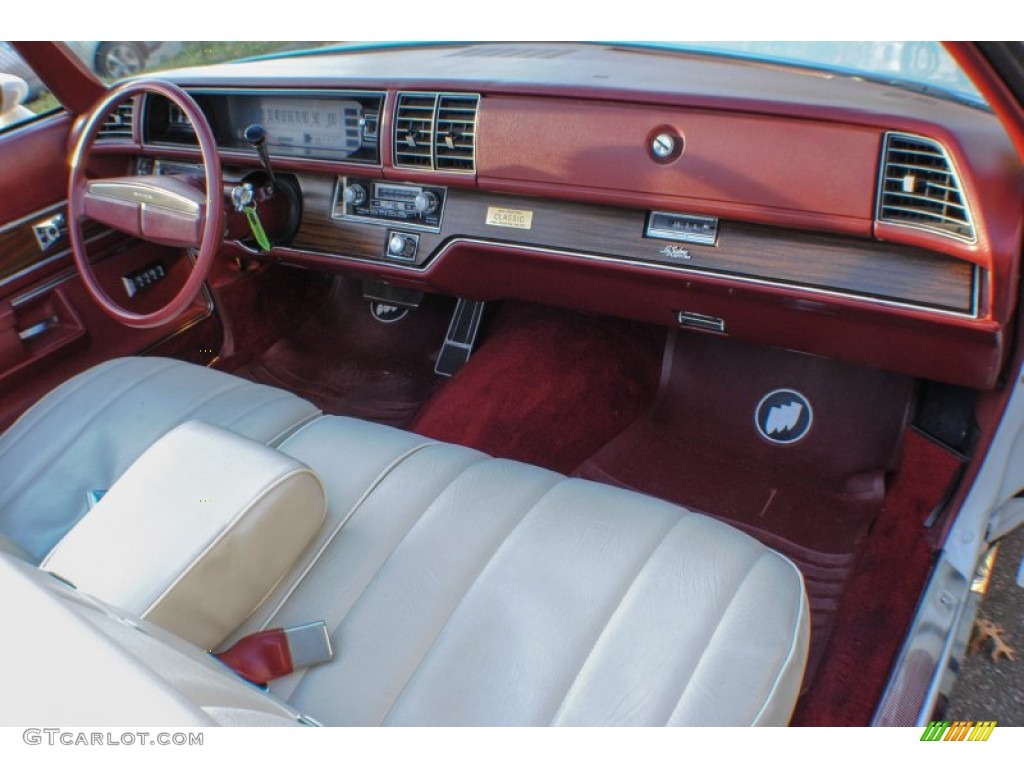 White/Red Interior 1975 Buick LeSabre Custom 4 Door Sedan Photo #73896461