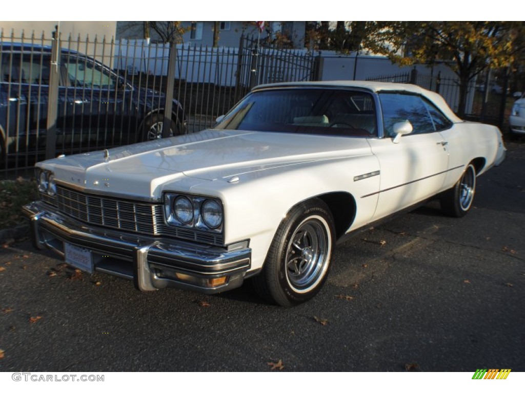 1975 Buick LeSabre Custom 4 Door Sedan Exterior Photos