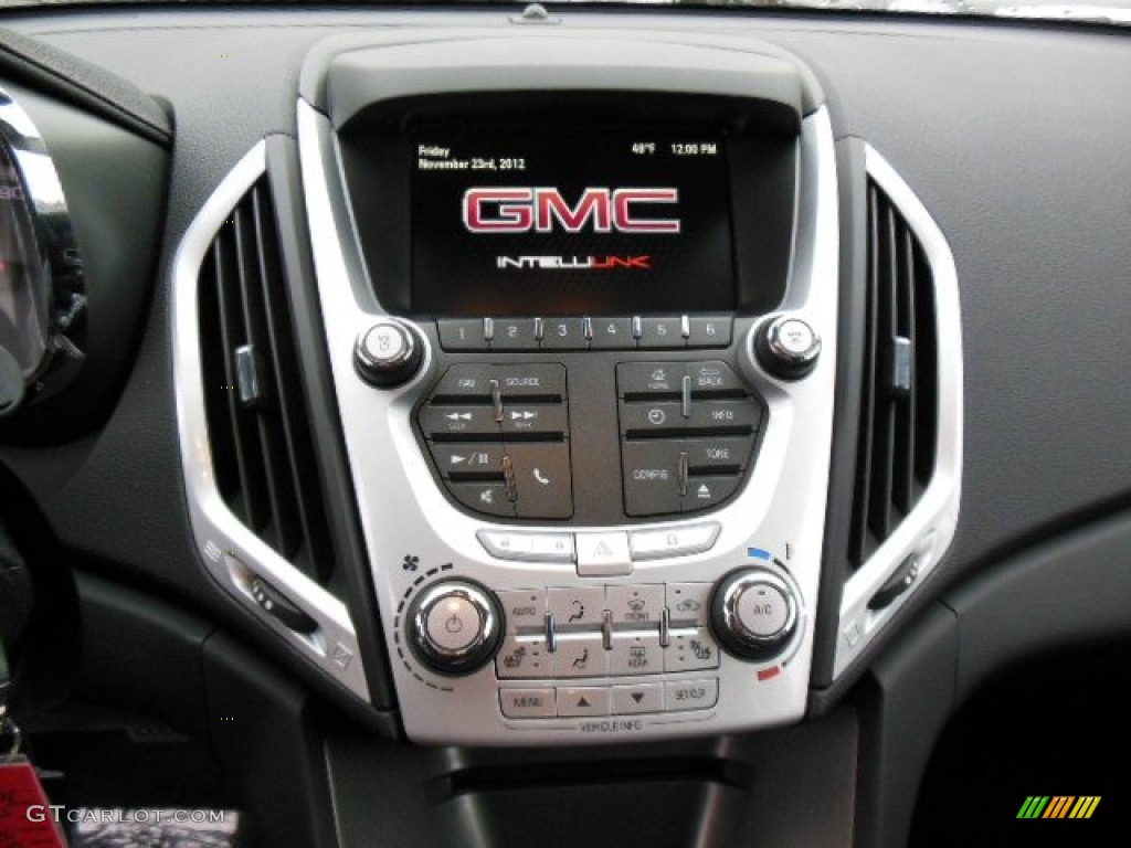 2013 GMC Terrain SLE AWD Controls Photo #73897236
