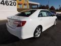 Super White - Camry SE Photo No. 7