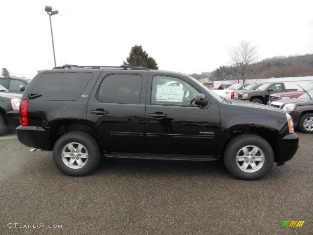 2013 Yukon SLT 4x4 - Onyx Black / Ebony photo #5