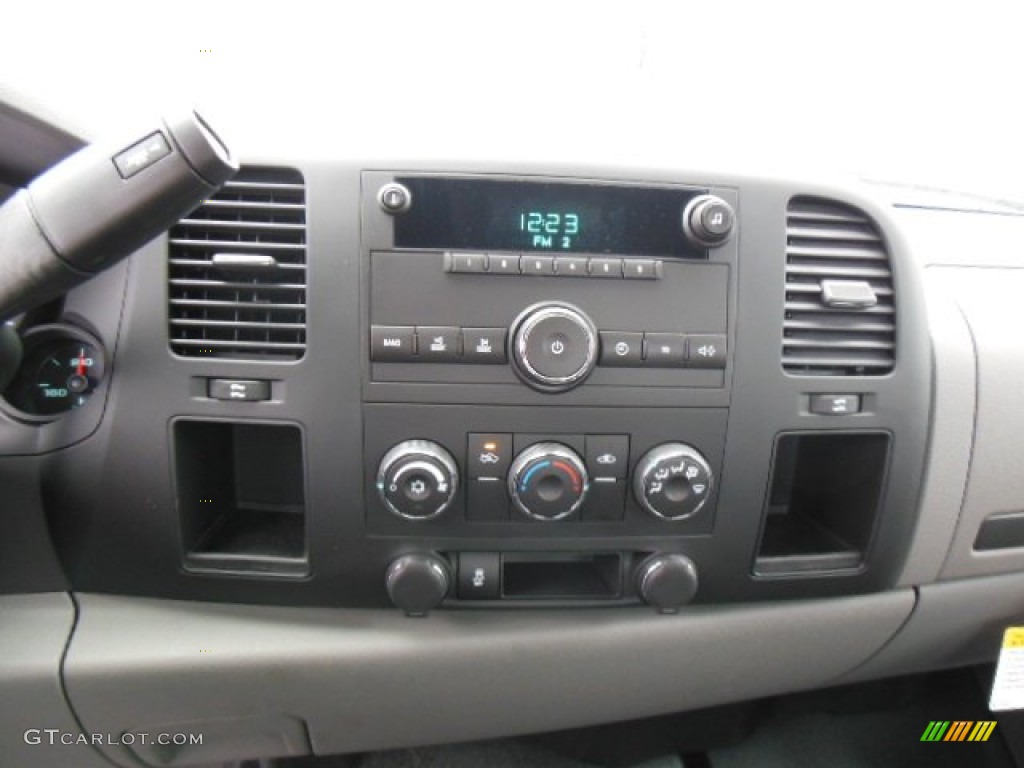 2013 GMC Sierra 1500 Extended Cab 4x4 Controls Photo #73900694