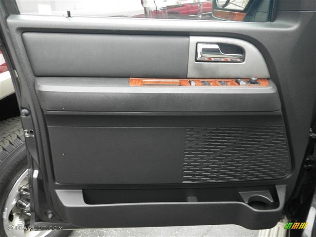 2007 Ford Expedition EL Eddie Bauer Door Panel Photos
