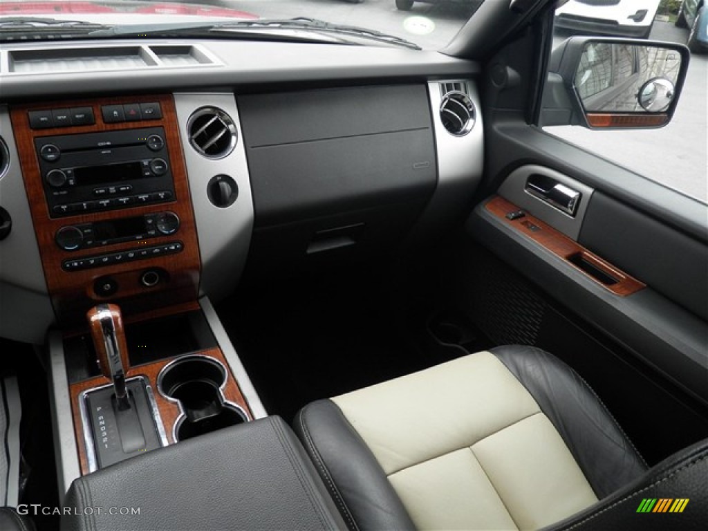 2007 Ford Expedition EL Eddie Bauer Charcoal Black/Camel Dashboard Photo #73900988