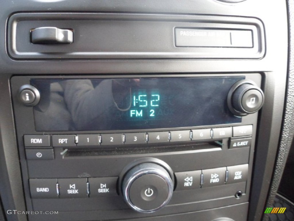 2008 Chevrolet HHR LS Audio System Photo #73902129