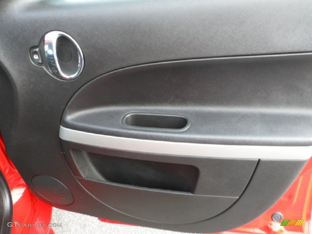 2008 Chevrolet HHR LS Ebony Black Door Panel Photo #73902285
