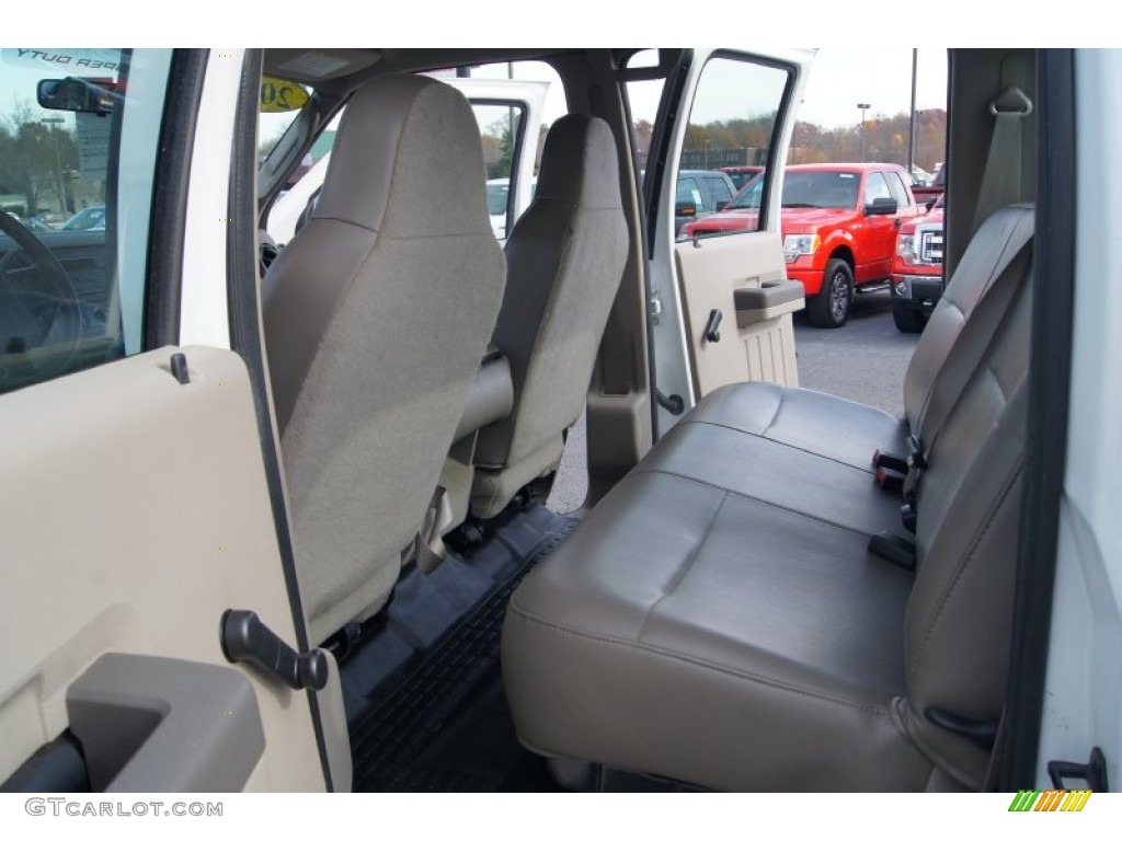 2008 Ford F250 Super Duty XL Crew Cab 4x4 Rear Seat Photo #73903490