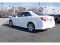 Super White - Camry SE Photo No. 3