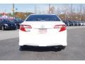 Super White - Camry SE Photo No. 4