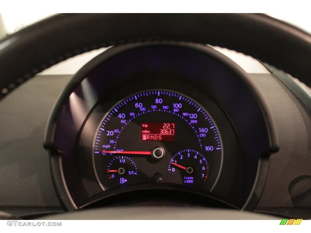 2010 Volkswagen New Beetle Red Rock Edition Coupe Gauges Photo #73906537