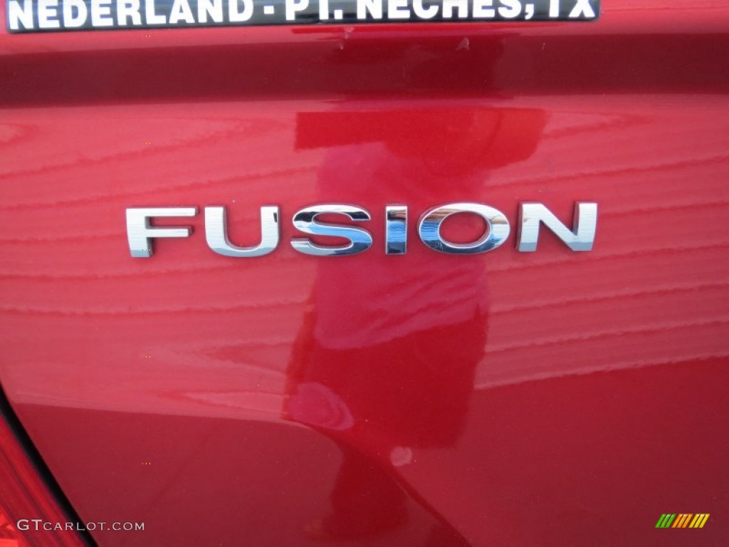 2010 Fusion SE - Red Candy Metallic / Medium Light Stone photo #17