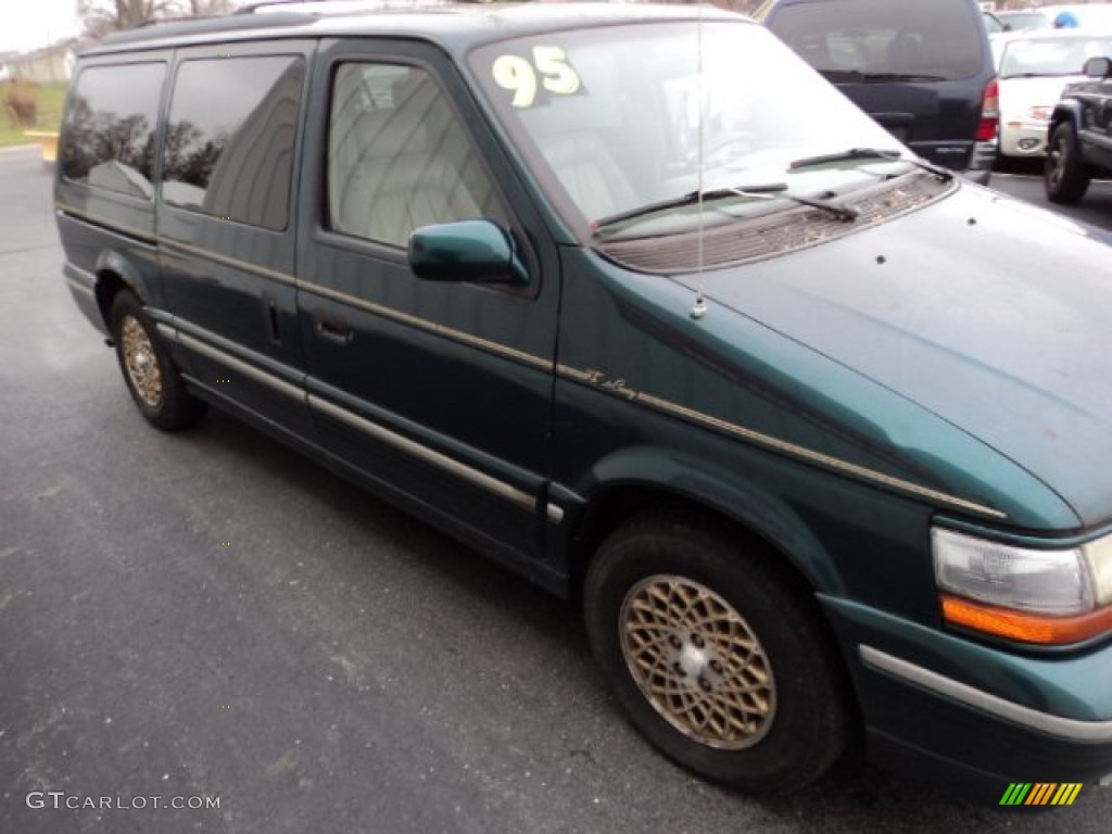 1995 Town & Country  - Emerald Green Pearl Metallic / Beige photo #3