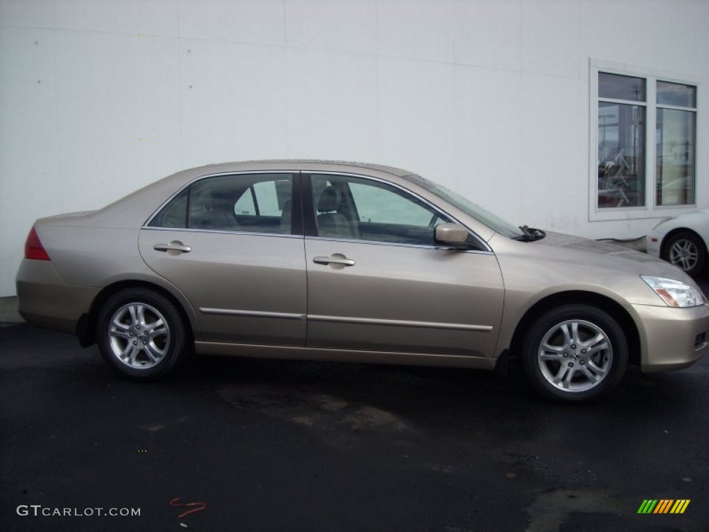 2006 Accord EX-L Sedan - Desert Mist Metallic / Ivory photo #4
