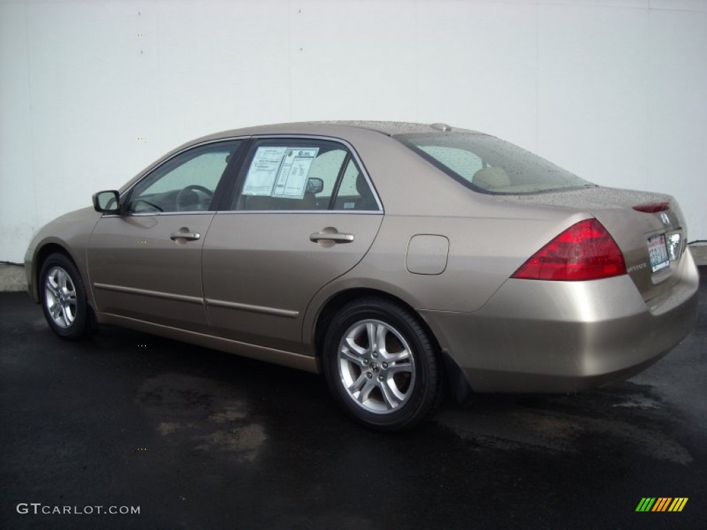 2006 Accord EX-L Sedan - Desert Mist Metallic / Ivory photo #9