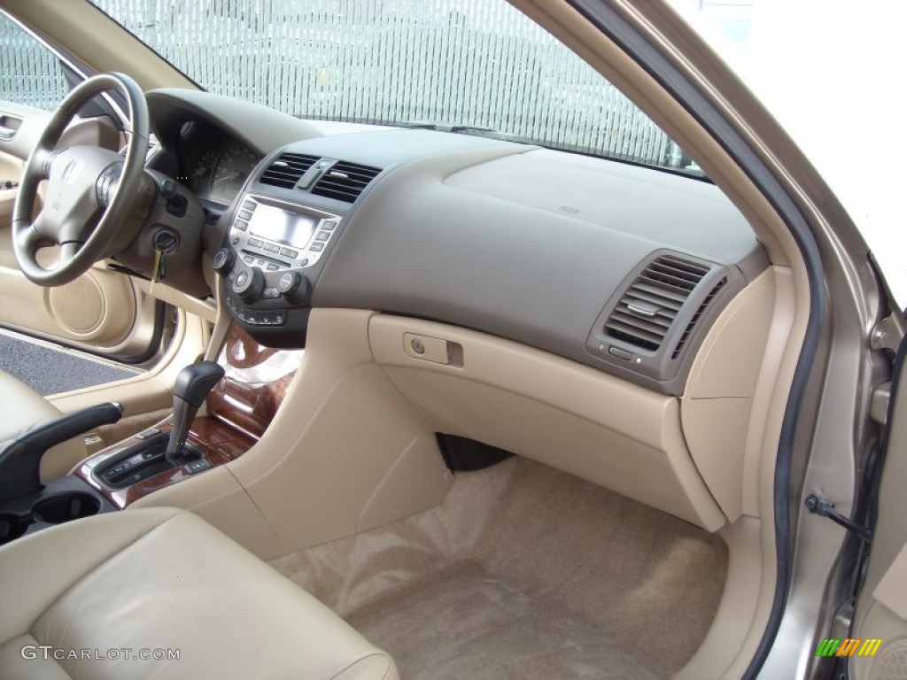 2006 Accord EX-L Sedan - Desert Mist Metallic / Ivory photo #28