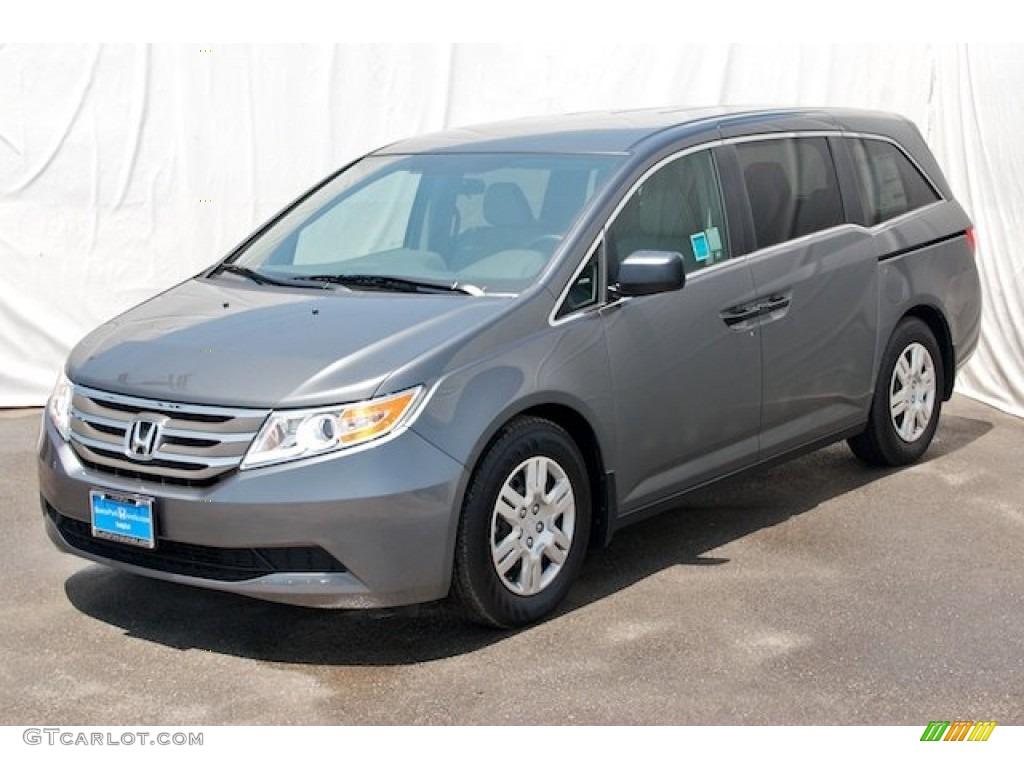 Polished Metal Metallic 2013 Honda Odyssey LX Exterior Photo #73912682