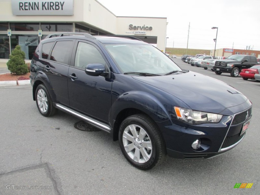 2013 Outlander SE - Cosmic Blue Metallic / Black photo #7