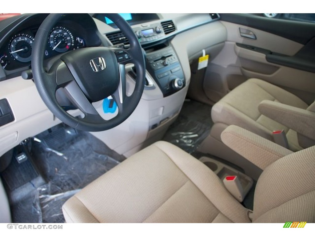 Beige Interior 2013 Honda Odyssey LX Photo #73913330