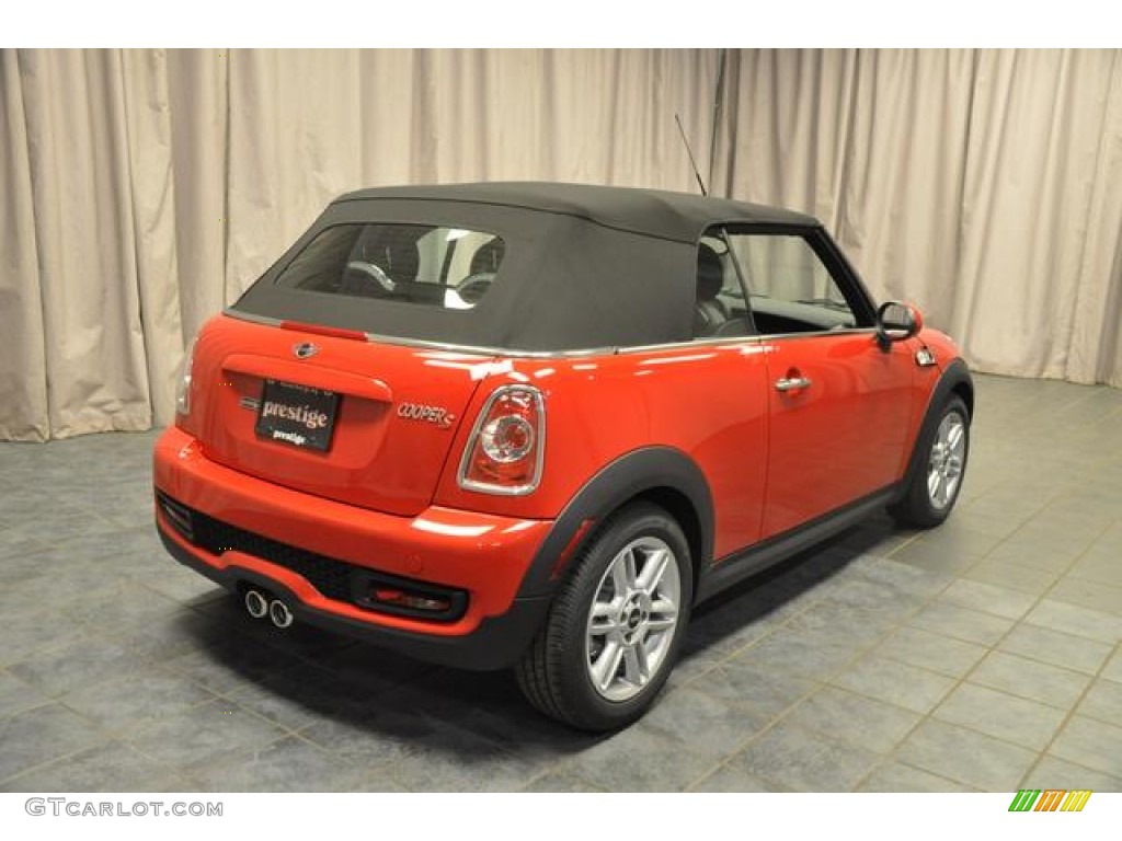 2013 Cooper S Convertible - Chili Red / Carbon Black photo #14