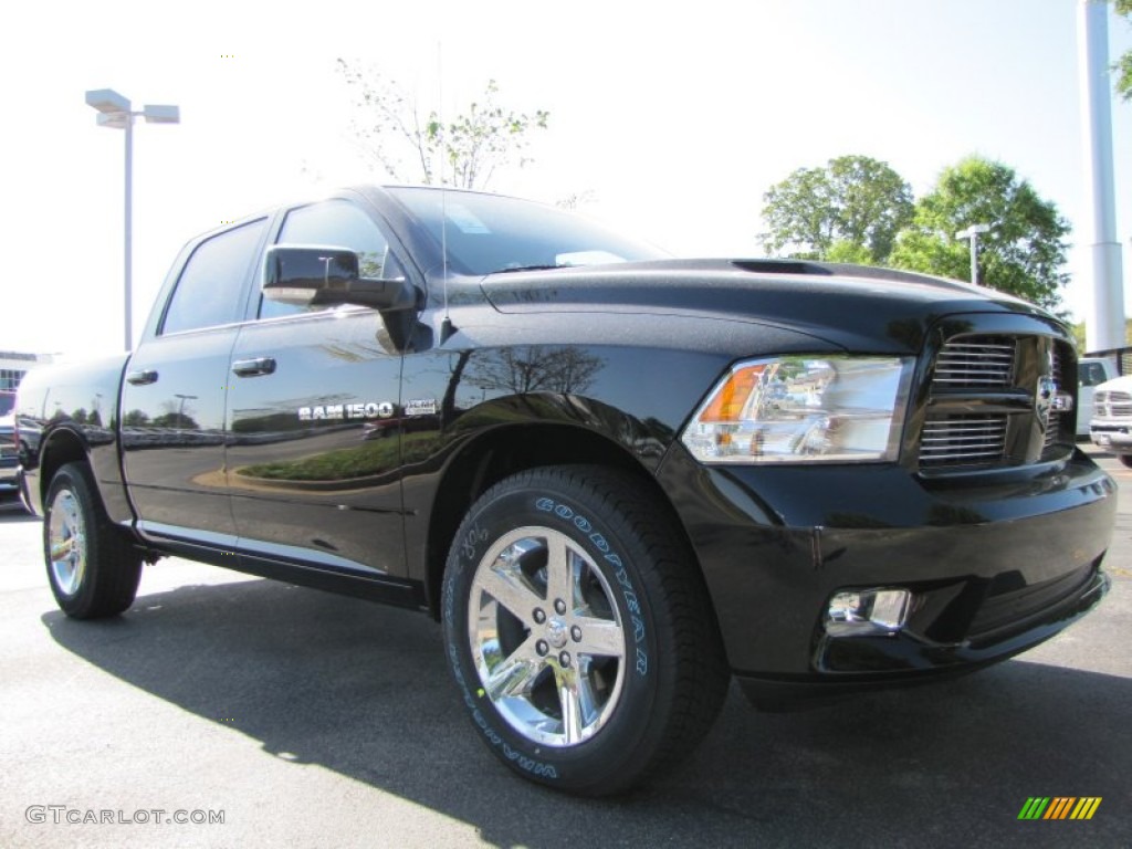 2012 Ram 1500 Sport Crew Cab - Black / Dark Slate Gray photo #4