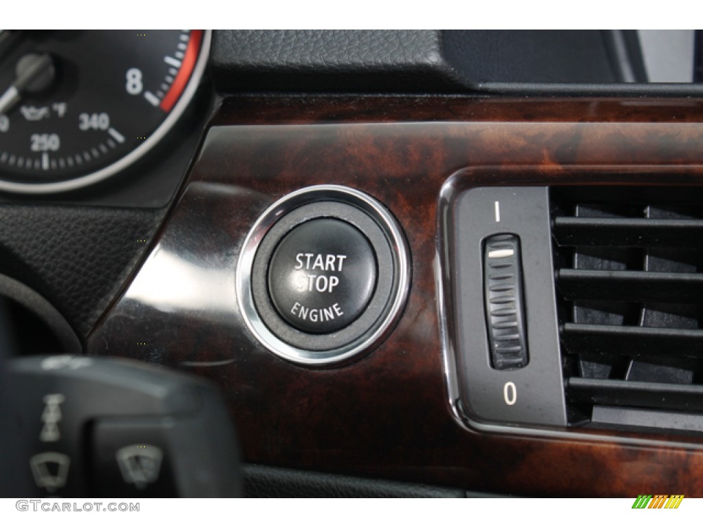 2010 BMW 3 Series 328i Convertible Controls Photo #73919317