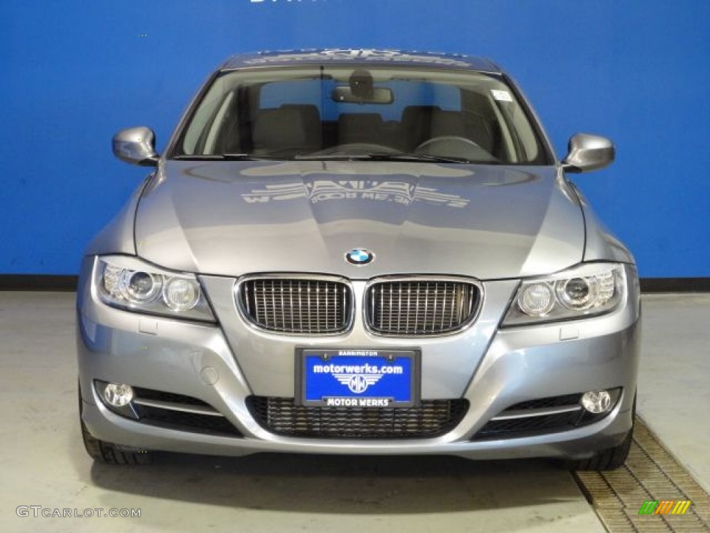 2011 3 Series 335i xDrive Sedan - Space Gray Metallic / Black photo #2